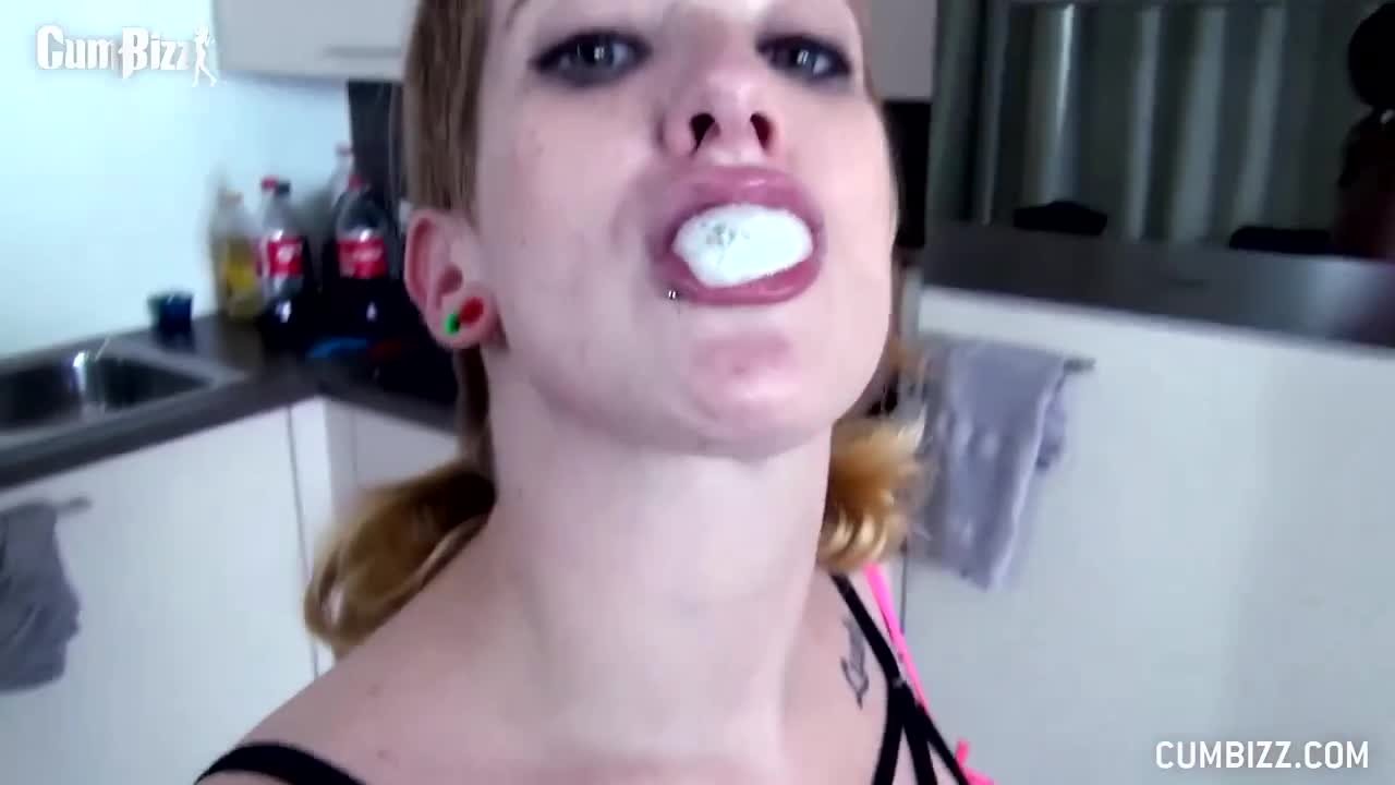 Cumbizz - Linda Lush Hard To Share Cum In Her Mouth