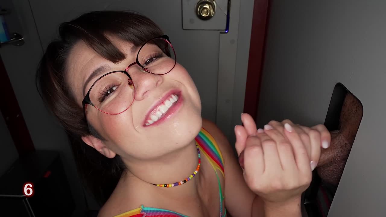 Gloryhole Swallow - Mochi Mona Mighty Mouse 2nd Visit Porn Video
